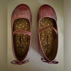 Toddler size 9 flats